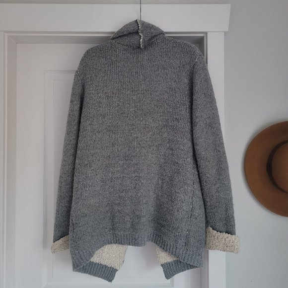 Hummingbird Fuzzy Cardigan - Picture 4 of 4